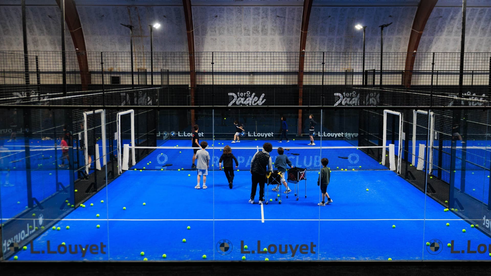 Tero arrive à Charleroi : un méga complexe de padel à deux pas de l’aéroport